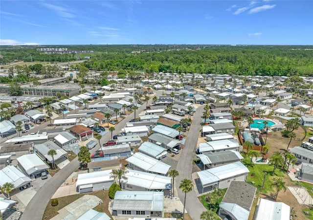 Homes for sale in Clermont, FL | 9000 Us Highway 192, Clermont, FL 34714 | Houzeo