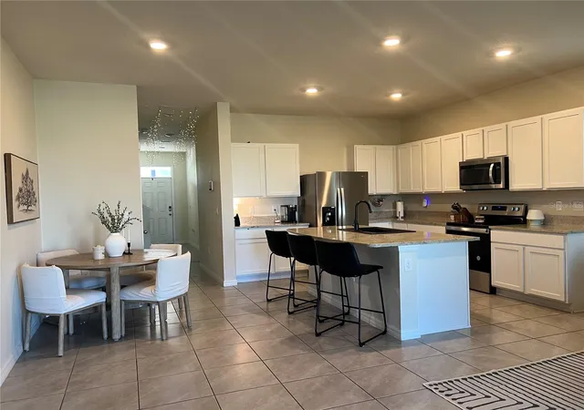 5th image of 184 Mangrove Shade Cir, Apollo Beach, FL 33572 | MLS# TB8488520