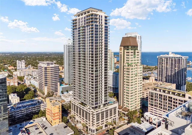 Photo 1 of Condo for sale at 275 1st Avenue #3807, St Petersburg, FL 33701 | MLS# TB8488552 | Listing updated on 2026-10-24