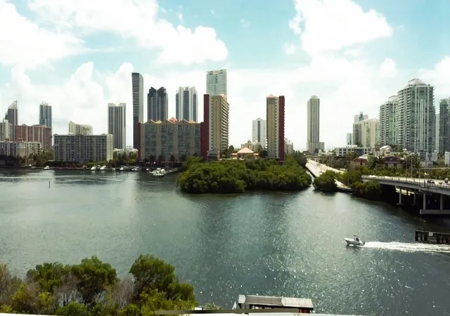 2nd image of 3527 Ne 168Th St, North Miami Beach, FL 33160