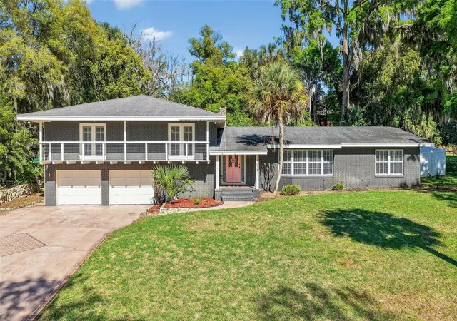 1st image of 1039 Lake Gracie Dr, Eustis, FL 32726 | MLS# G5109854