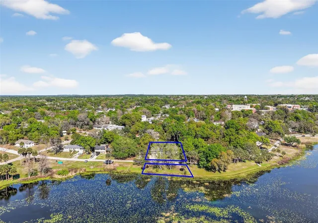 3rd image of 1039 Lake Gracie Dr, Eustis, FL 32726 | MLS# G5109854