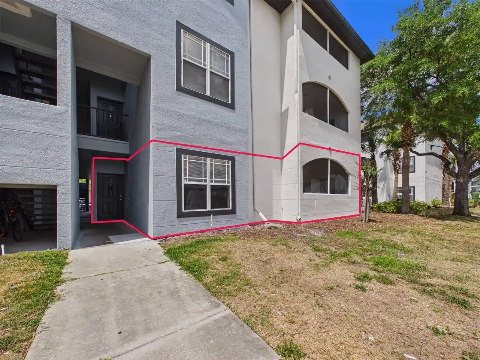 Listing Photo 1 - Condo for sale in 16305 Enclave Vlg Dr located at 16305 Enclave Vlg Dr, TAMPA, FL 33647 - Unit #102