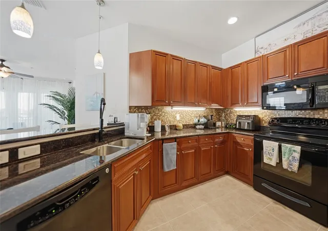 4th image of 17288 Acapulco Rd #421, Punta Gorda, FL 33955 | MLS# C7523690