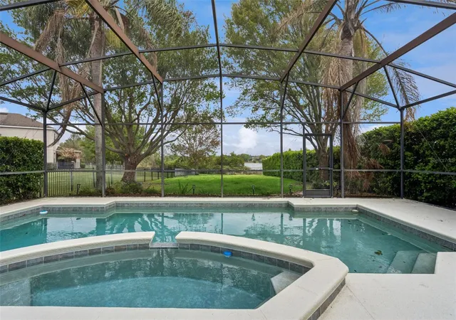 Photo 3 of Single family home for sale at 14255 Sonco Ave, Windermere, FL 34786 | MLS# O6392262 | Listing updated on 2026-10-07