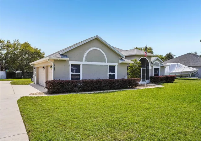 Homes for sale in Grand Island, FL | 13116 Glenview Ln, Grand Island, FL 32735 | MLS# G5109864