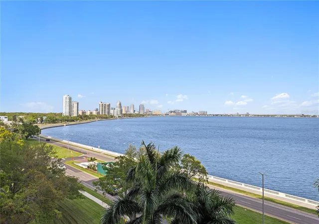 2nd image of 3301 Bayshore Blvd #806C, Tampa, FL 33629 | MLS# TB8488609