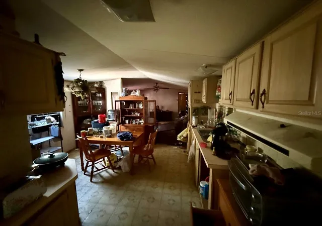 Photo 4 of Manufactured home for sale at 14051 NE 45th Place, Williston, FL 32696 | MLS# GC538679 | Listing updated on 2026-10-02