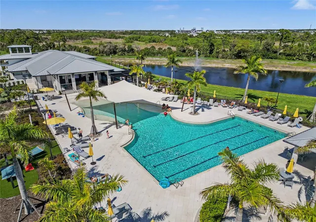 Photo 1 of Single family home for sale at 18065 Grand Prosperity Dr, Venice, FL 34293 | MLS# N6143519 | Listing updated on 2026-09-21