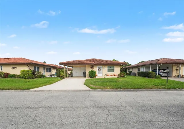 2nd image of 6608 Auburn Ave, Bradenton, FL 34207 | MLS# TB8488674