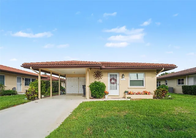 1st image of 6608 Auburn Ave, Bradenton, FL 34207 | MLS# TB8488674