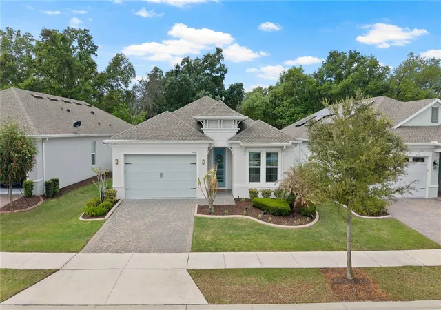 Photo 4 of Single family home for sale at 7774 Four Seasons Blvd, Kissimmee, FL 34747 | MLS# O6392299 | Listing updated on 2026-10-24