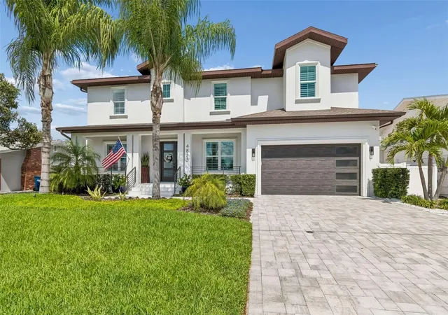 Homes for sale in Tampa, FL | 4835 W Bay Villa Ave, Tampa, FL 33611 | MLS# TB8488683