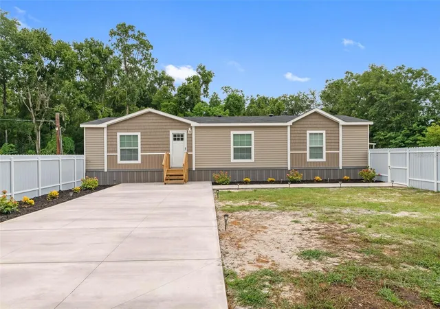 1st image of 17151 Lemon St, Spring Hill, FL 34610 | MLS# TB8488763