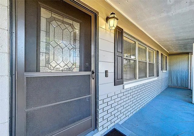 43rd image of 512 N Lakemont Ave, Winter Park, FL 32792 | MLS# O6392353