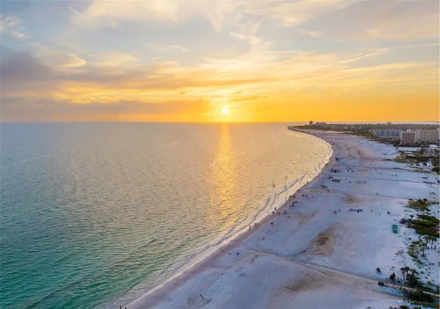 Homes for sale in Sarasota, FL | 1280 Dolphin Bay Wy #504, Sarasota, FL 34242 | MLS# A4686981