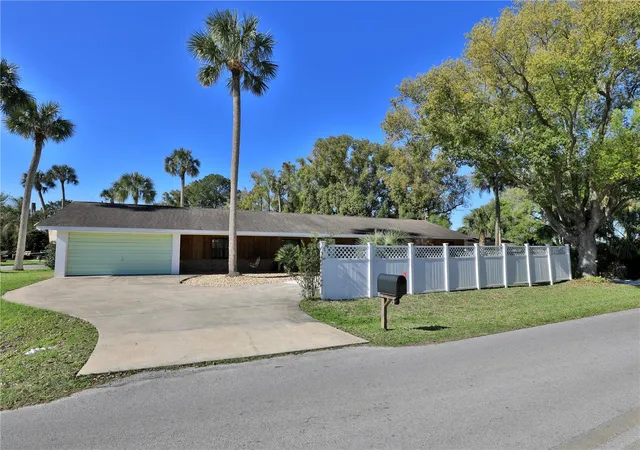 2nd image of 11230 Se Timucuan Rd, Summerfield, FL 34491 | MLS# OM721224