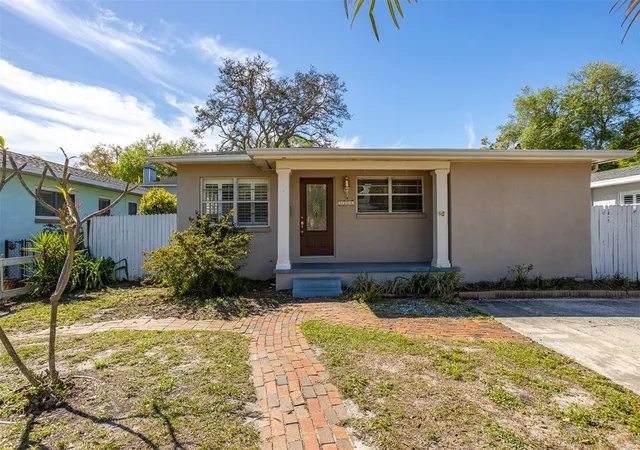 1st image of 3306 W Fielder St, Tampa, FL 33611 | MLS# TB8488838