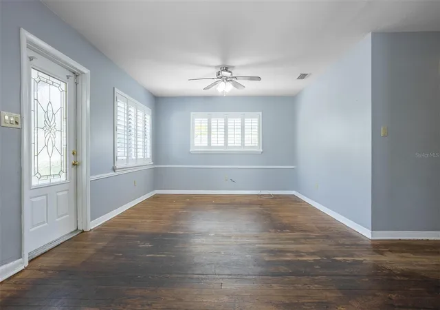 3rd image of 3306 W Fielder St, Tampa, FL 33611 | MLS# TB8488838