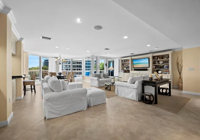 2nd image of 455 Longboat Club Rd #402, Longboat Key, FL 34228 | MLS# A4686984