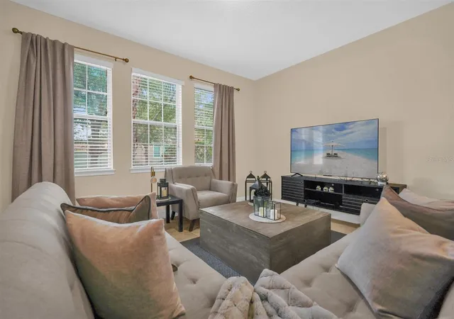 5th image of 12353 Via Derna Pl, Windermere, FL 34786 | MLS# O6392401