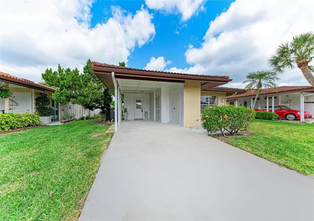 2nd image of 3303 Chicago Ave, Bradenton, FL 34207 | MLS# A4686986