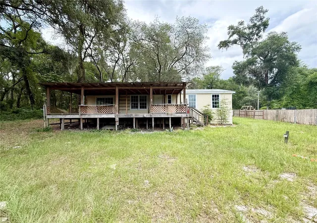 3rd image of 5756 Ne 165Th Terrace Rd, Silver Springs, FL 34488 | MLS# OM721236