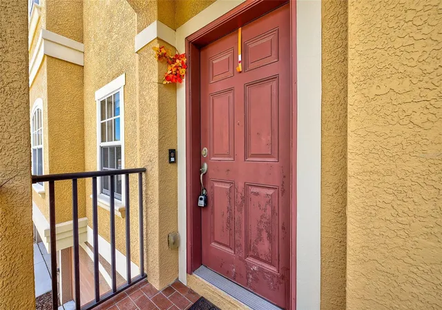 Photo 5 of Townhouse for sale at 6518 Sand Shore Ln, New Port Richey, FL 34652 | MLS# TB8488893 | Listing updated on 2026-08-13