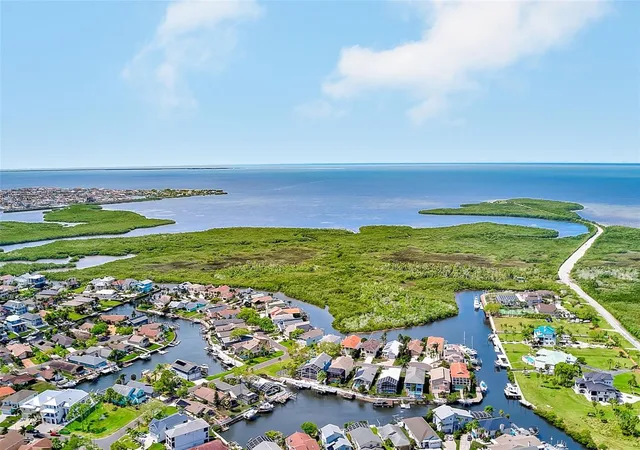 Photo 85 of Townhouse for sale at 6518 Sand Shore Ln, New Port Richey, FL 34652 | MLS# TB8488893 | Listing updated on 2026-08-13