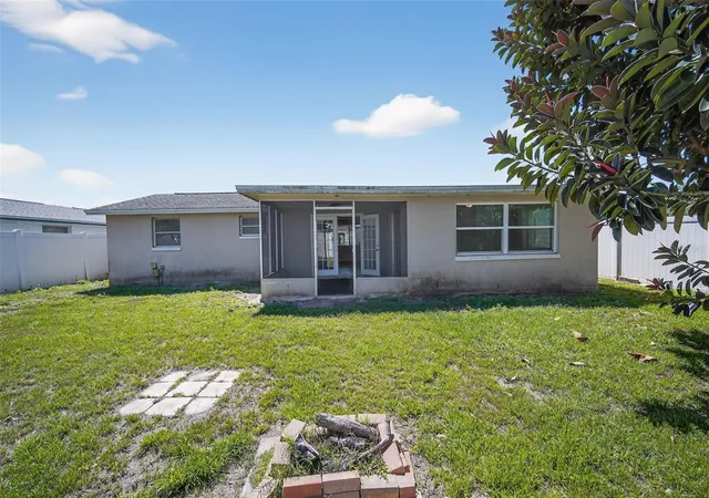 Homes for sale in Holiday, FL | 3537 Seffner Dr, Holiday, FL 34691 | MLS# O6392447