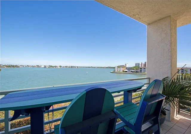 Photo 4 of Condo for sale at 7979 Sailboat Key Blvd S #208, South Pasadena, FL 33707 | MLS# TB8488896 | Listing updated on 2026-09-07