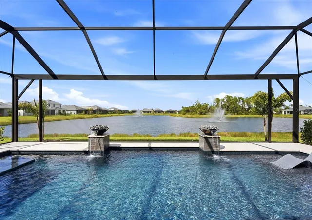 Photo 3 of Single family home for sale at 12866 Pinnacle Ln, Venice, FL 34293 | MLS# N6143536 | Listing updated on 2026-09-08