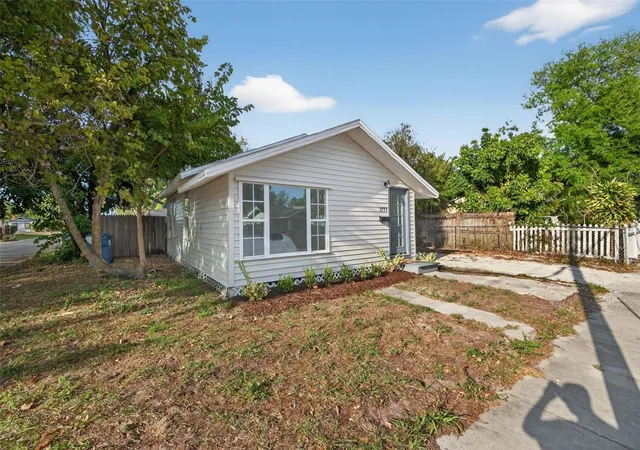 Photo 1 of Single family home for sale at 1777 28th Avenue N, Saint Petersburg, FL 33713 | MLS# TB8488912 | Listing updated on 2026-09-16