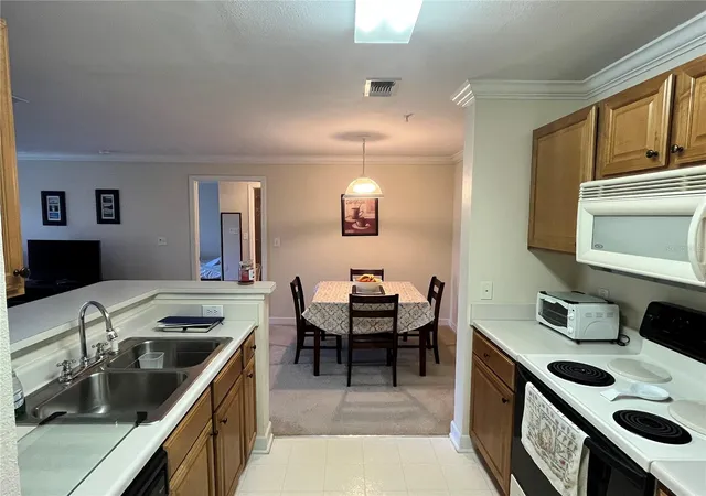5th image of 18281 Bridle Club Dr, Tampa, FL 33647 | MLS# TB8488932