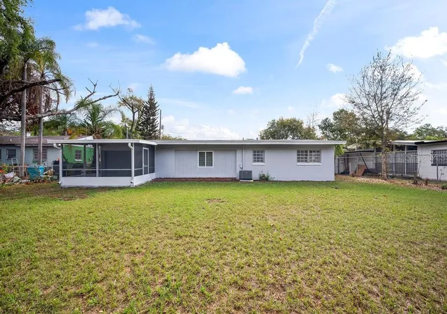 5th image of 600 Ventura Ave, Orlando, FL 32805 | MLS# W7884087