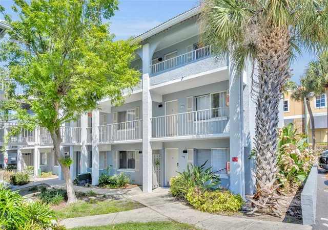 Photo 2 of Condo for sale at 145 Oyster Bay Cir #240, Altamonte Springs, FL 32701 | MLS# O6392507 | Listing updated on 2026-09-29