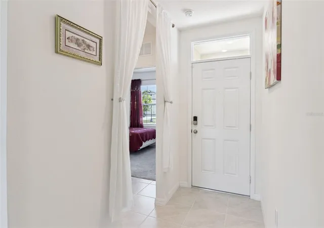 4th image of 1114 Brimstone Cir, Winter Haven, FL 33884 | MLS# O6392519