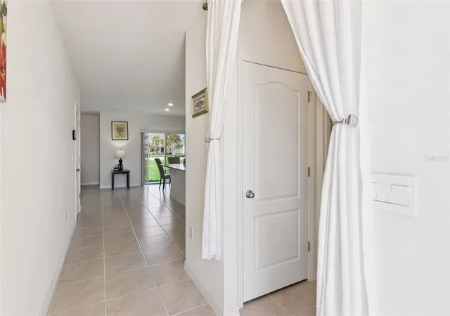 5th image of 1114 Brimstone Cir, Winter Haven, FL 33884 | MLS# O6392519