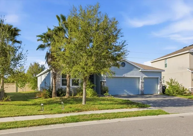 Photo 2 of Single family home for sale at 6702 Devesta Loop, Palmetto, FL 34221 | MLS# A4687019 | Listing updated on 2026-08-04