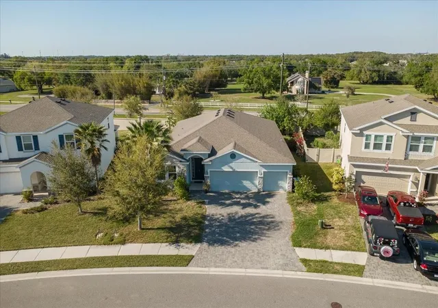 Photo 3 of Single family home for sale at 6702 Devesta Loop, Palmetto, FL 34221 | MLS# A4687019 | Listing updated on 2026-08-04