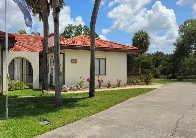 Photo 3 of House for sale at 2725 Clubhouse Dr, Lake Wales, FL 33898 | MLS# P4938219 | Listing updated on 2026-09-24