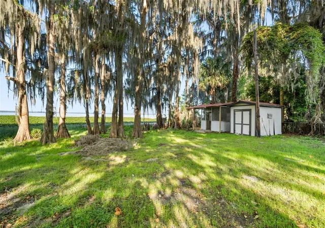 5th image of 15026 Se Us Hwy 301, Hawthorne, FL 32640 | MLS# GC538708