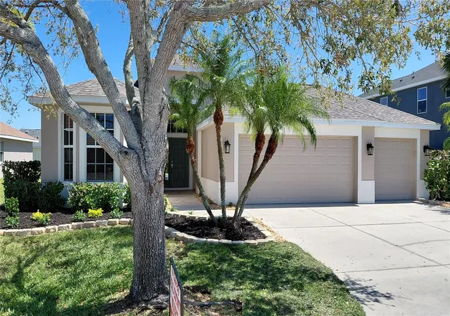 Homes for sale in Palmetto, FL | 7117 50 Th Ave Cir E, Palmetto, FL 34221 | MLS# A4687022