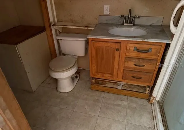 Photo 3 of Single family home for sale at 1600 E Lakeview Ave, Eustis, FL 32726 | MLS# S5146260 | Listing updated on 2026-09-22
