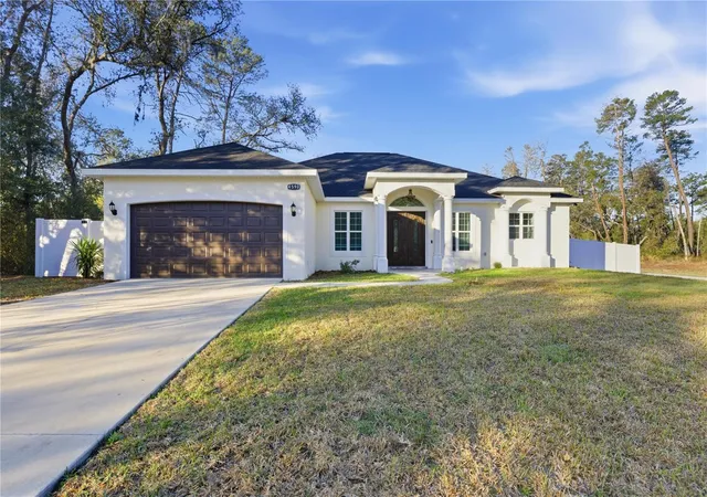 Photo 1 of Sale Pending at 4590 Sw 172nd Street Rd, Ocala, FL 34473 | MLS# OM721263 | Listing updated on 2026-06-20