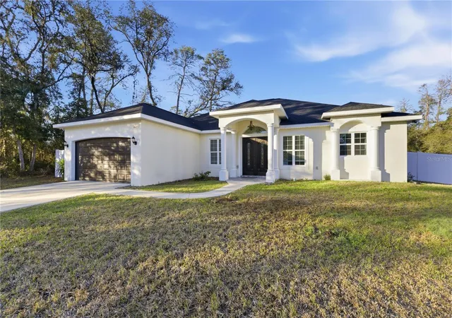 Photo 2 of Sale Pending at 4590 Sw 172nd Street Rd, Ocala, FL 34473 | MLS# OM721263 | Listing updated on 2026-06-20