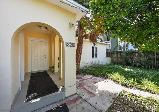 2nd image of 2131 Biarritz Dr, Miami Beach, FL 33141 | MLS# O6392584