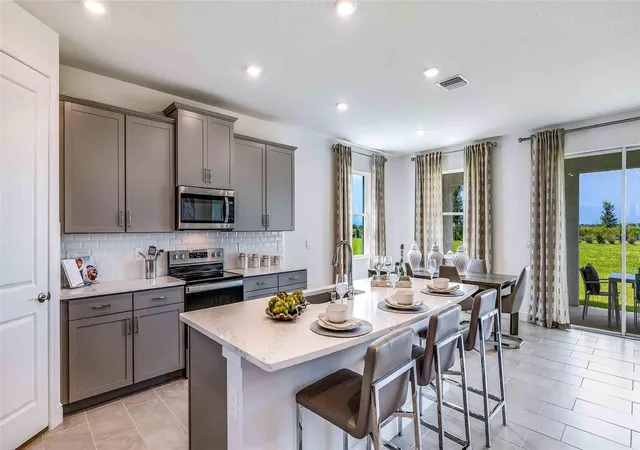 3rd image of 18245 Gander Ter, Lakewood Ranch, FL 34211 | MLS# A4687053