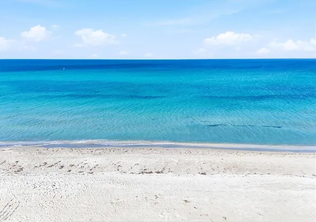 Homes for sale in Longboat Key, FL | 842 Bayport Wy, Longboat Key, FL 34228 | MLS# A4687058