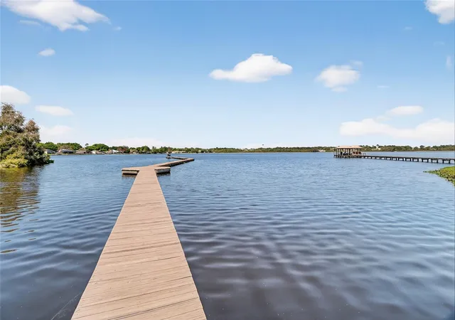 4th image of 1028 S Lake Mariam Dr, Winter Haven, FL 33884 | MLS# P4938222